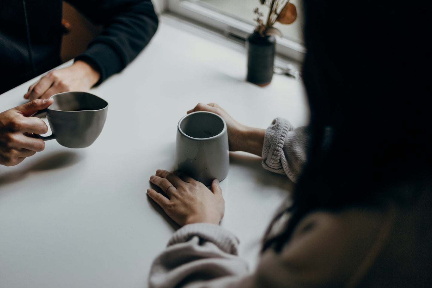 Biohacking & Kaffeekultur: Warum die Entkoppelung von Bohne und Koffein dein wahres Performance-Upgrade ist